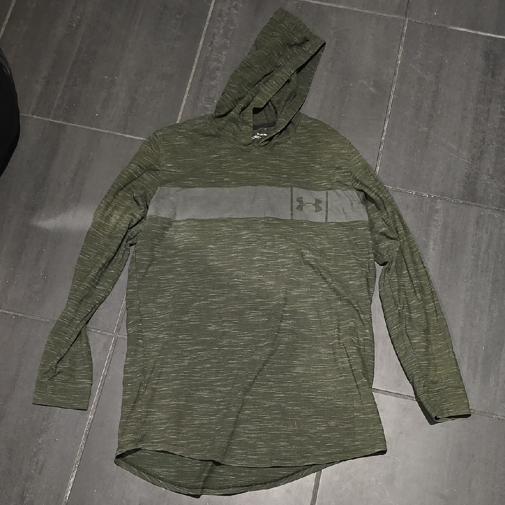 Under Armour Green Hooded Long Sleeve Shirt